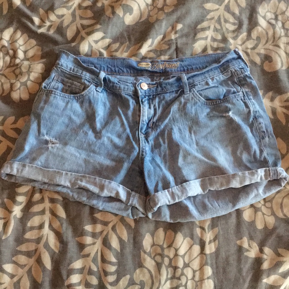 Light Wash “The Boyfriend” shorts